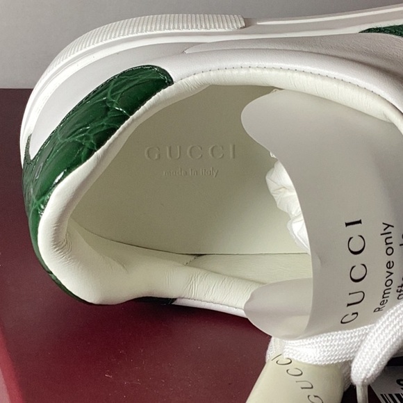 Gucci
Men's Gucci Ace Leather Sneakers - Picture 15 of 16